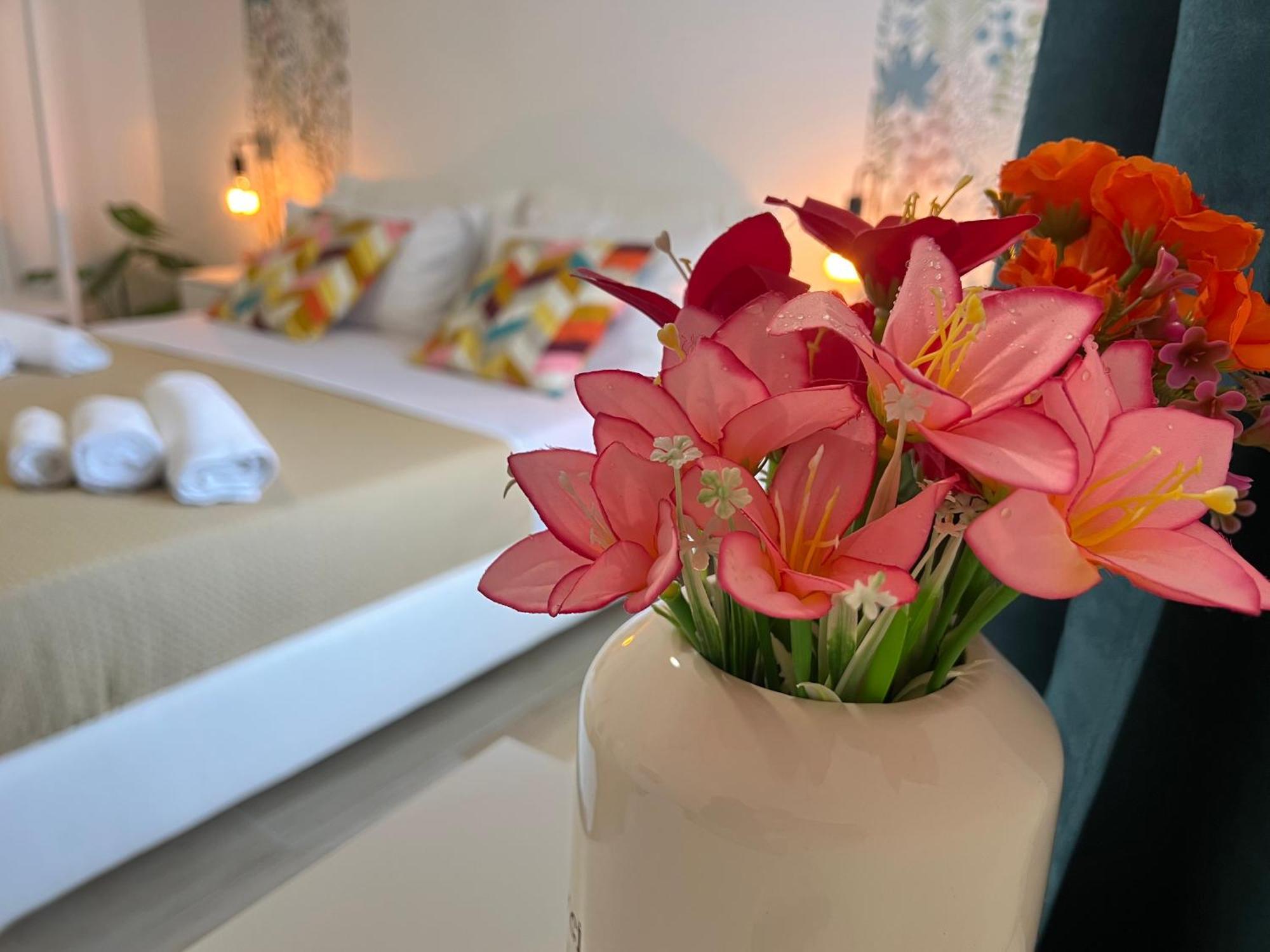 Light Holiday Home Palermo Ngoại thất bức ảnh